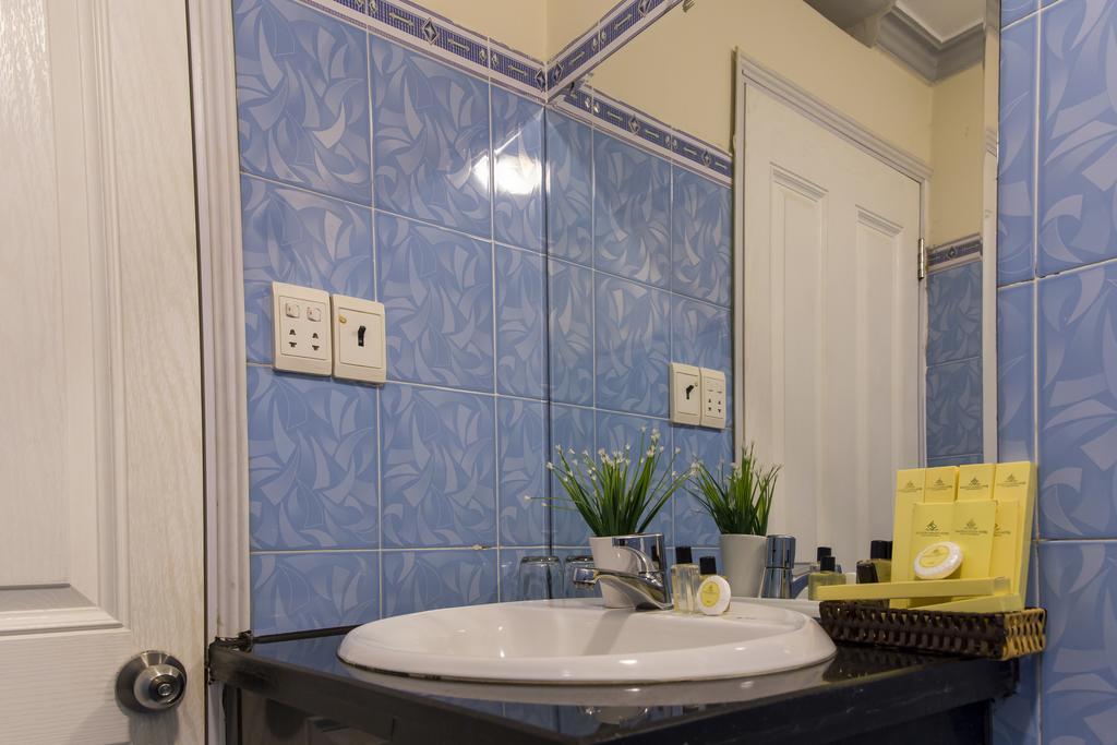 הו צ'י מין סיטי Graceful Hostel מראה חיצוני תמונה